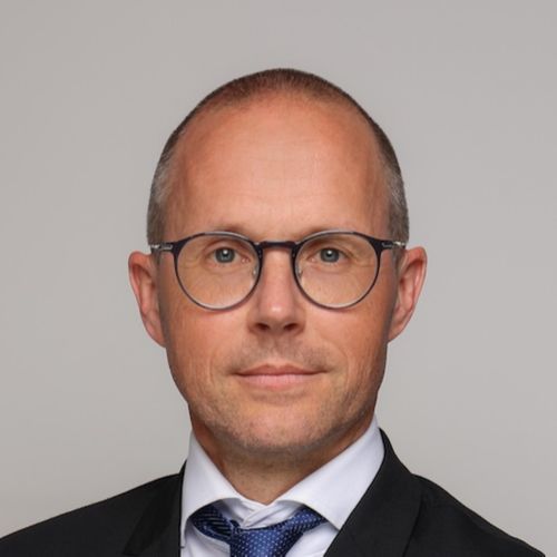 Foto von 
        Dr. Jan Schubert
    